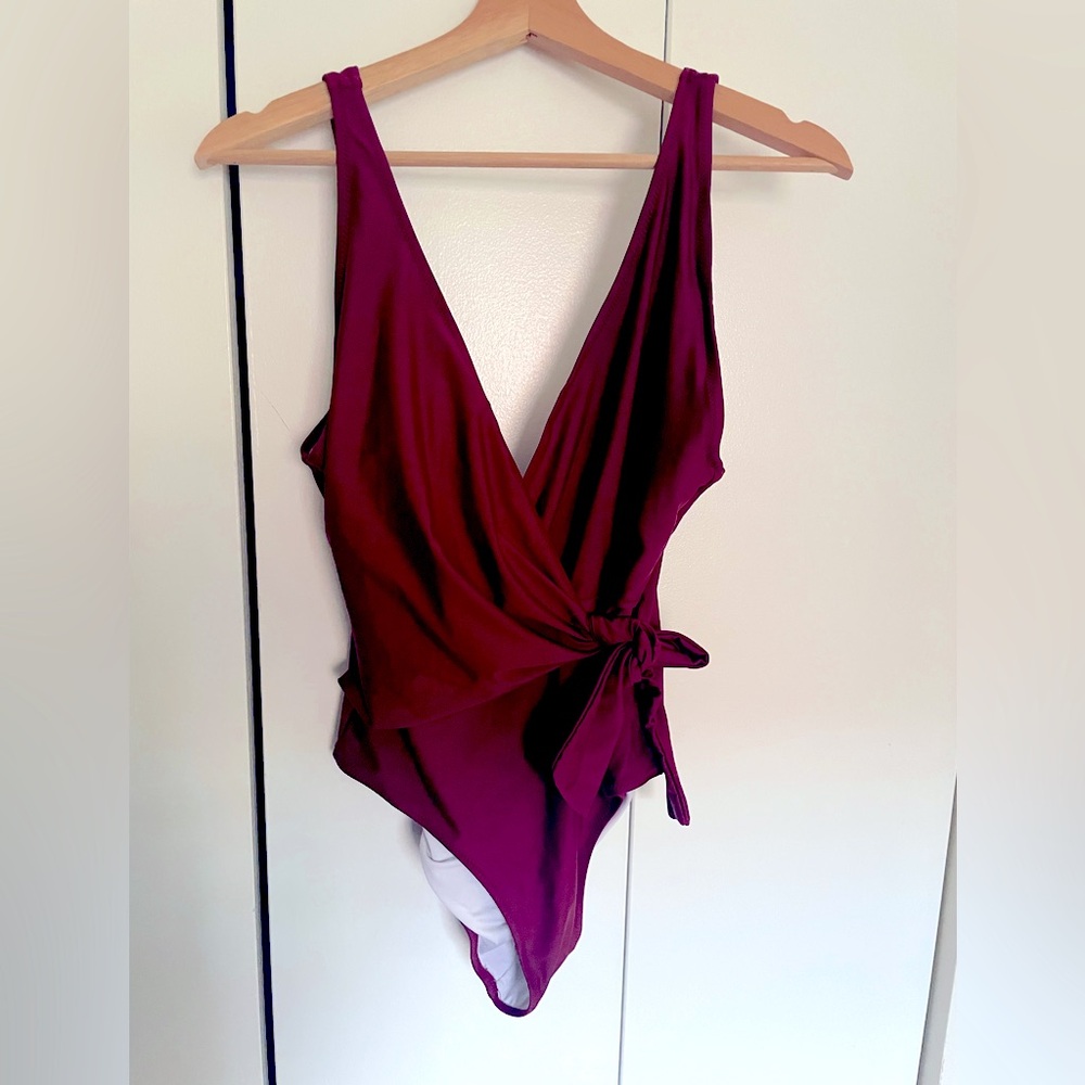 Cupshe Women’s Tie One-Piece Swimsuit Size Small